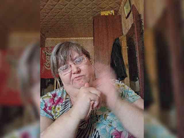 Olga47 webcam
