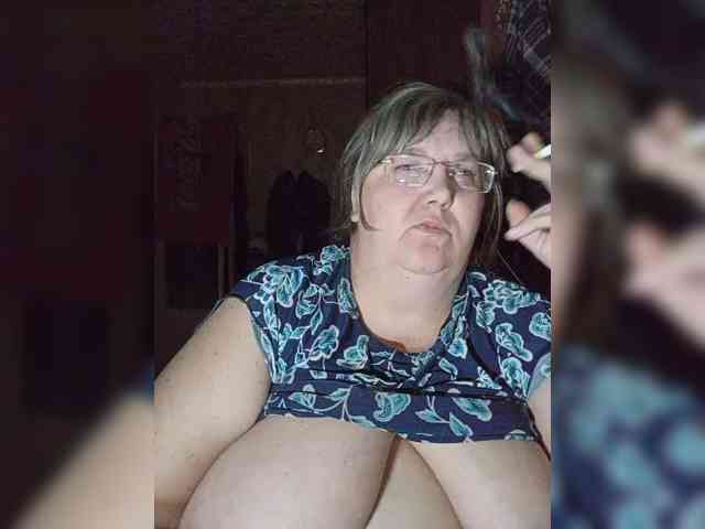 Olga47 webcam