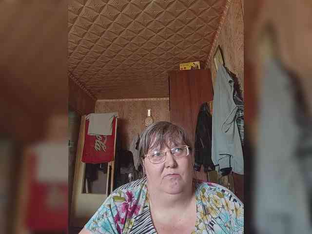 Olga47 webcam