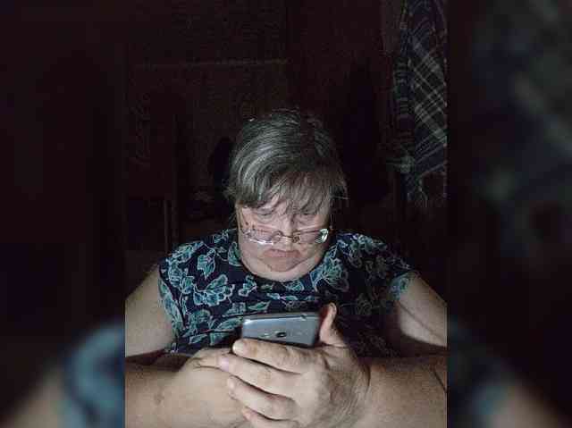 Olga47 webcam