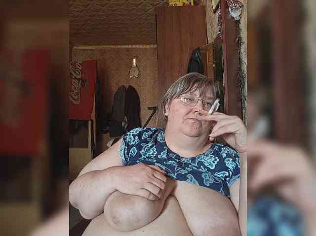 Olga47 webcam