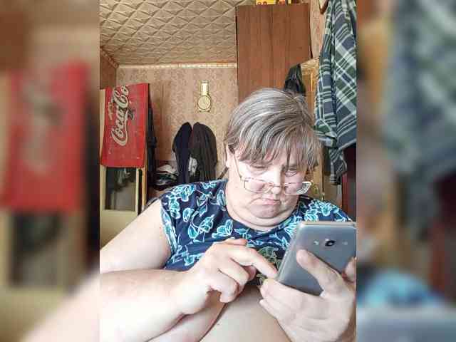 Olga47 webcam