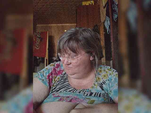 Olga47 webcam