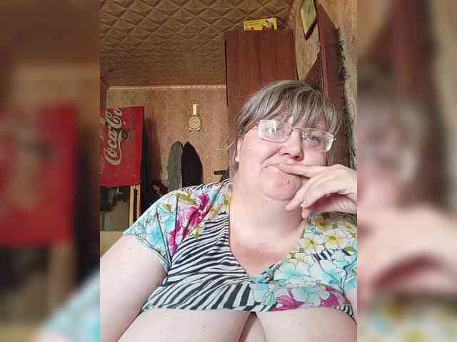 Olga47 webcam