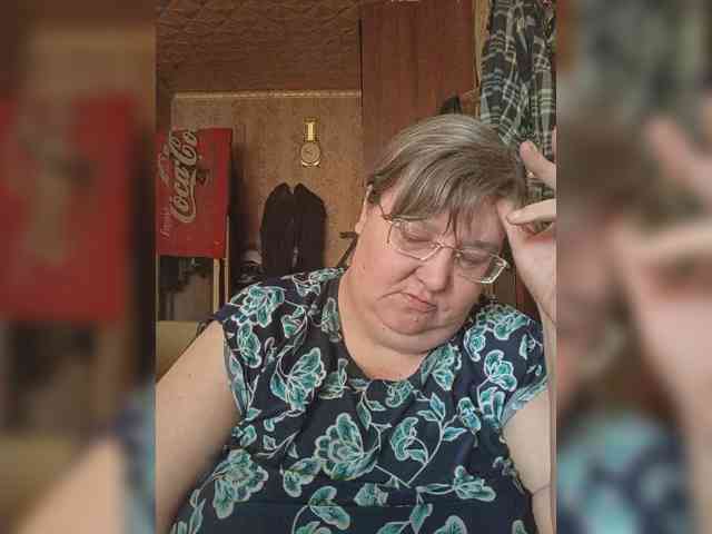 Olga47 webcam