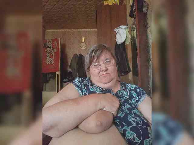 Olga47 webcam