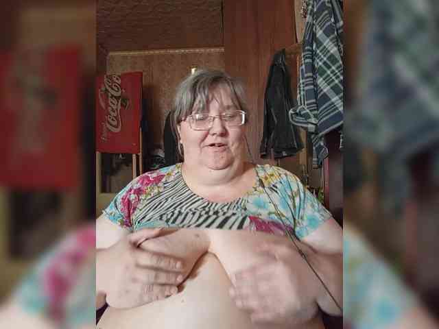 Olga47 webcam