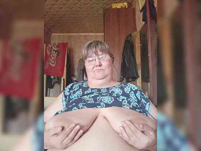 Olga47 webcam