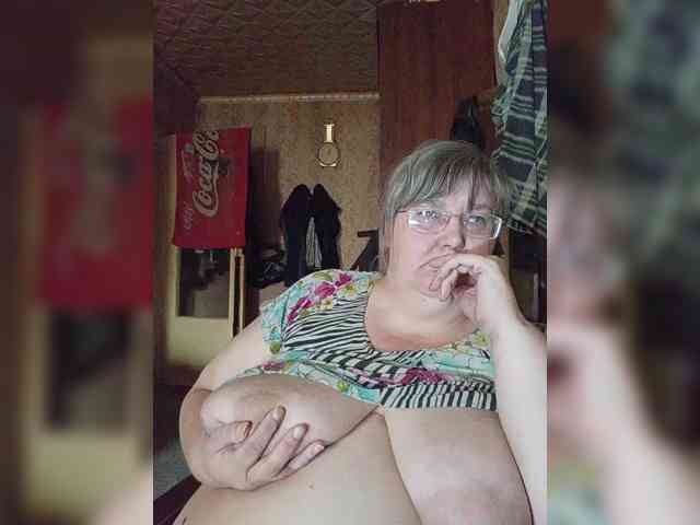 Olga47 webcam