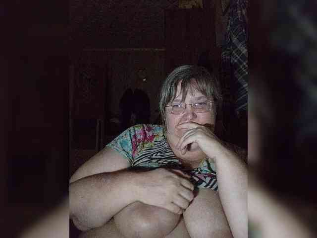 Olga47 webcam