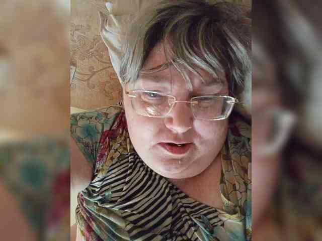 Olga47 webcam