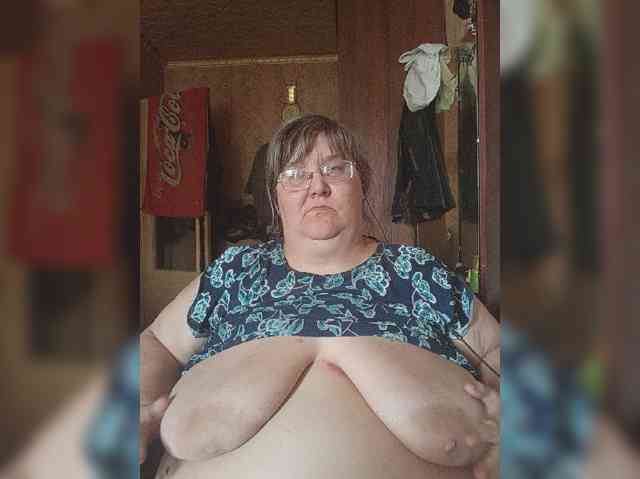 Olga47 webcam