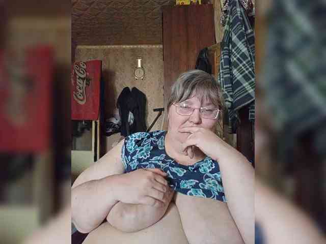 Olga47 webcam