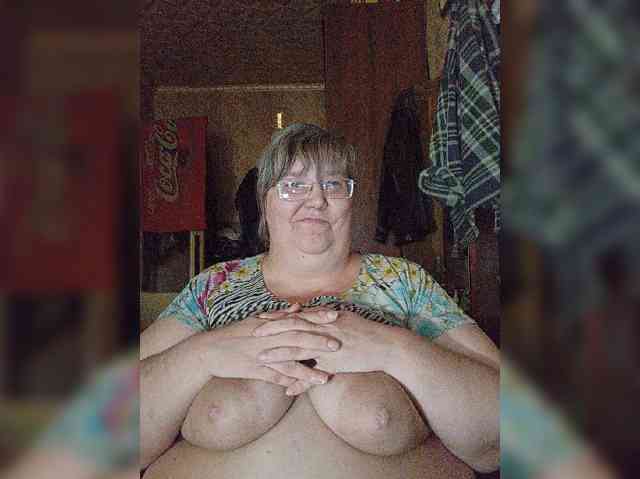 Olga47 webcam