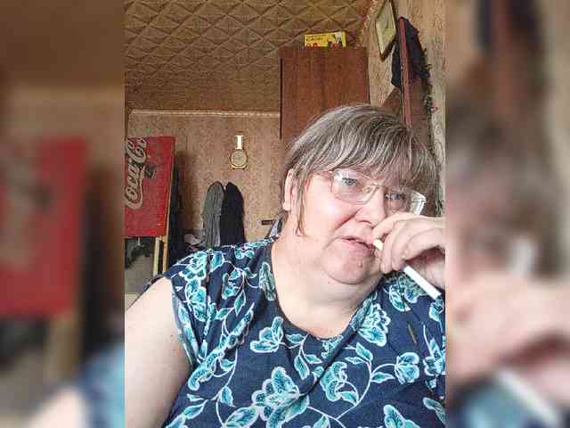 Olga47 webcam