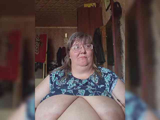 Olga47 webcam