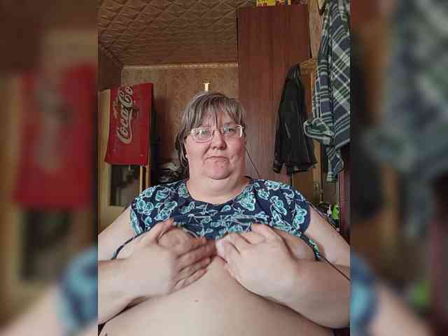 Olga47 webcam