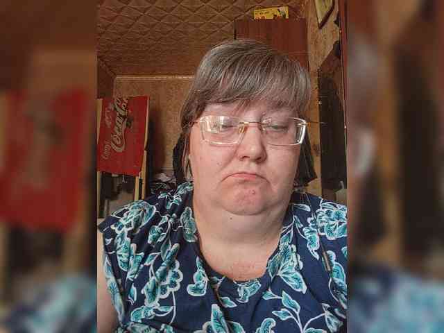 Olga47 webcam