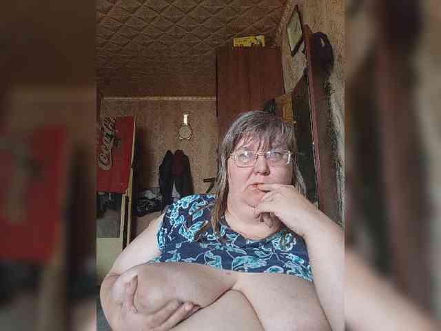 Olga47 webcam