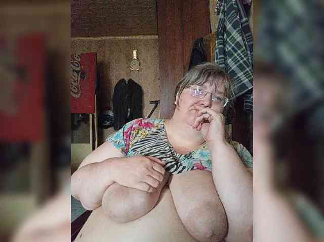 Olga47 webcam