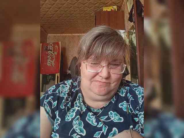 Olga47 webcam