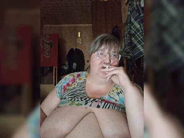 Olga47 webcam