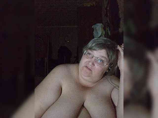 Olga47 webcam