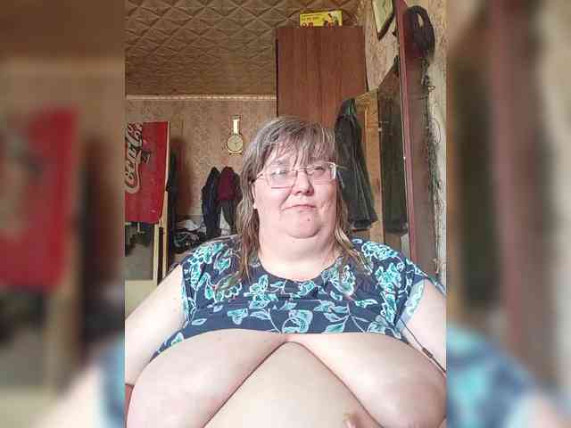 Olga47 webcam