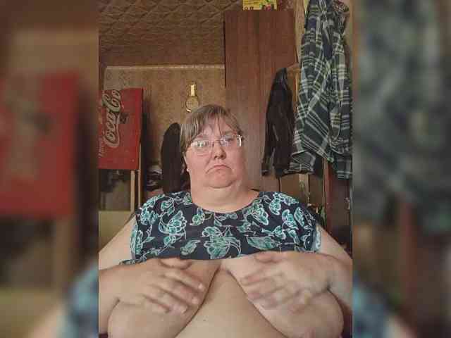 Olga47 webcam