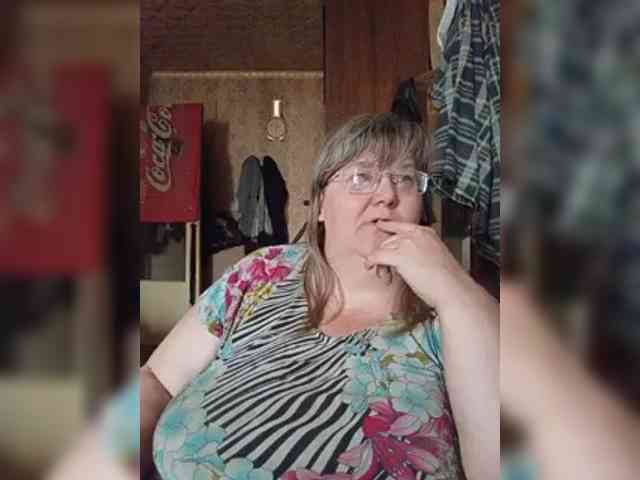 Olga47 webcam