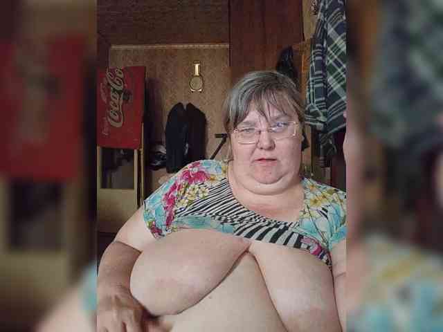 Olga47 webcam