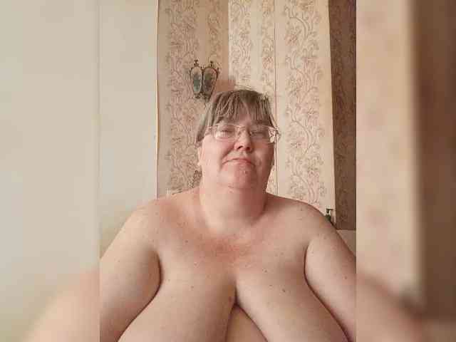 Olga47 webcam