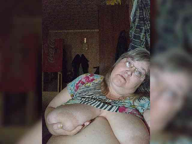 Olga47 webcam