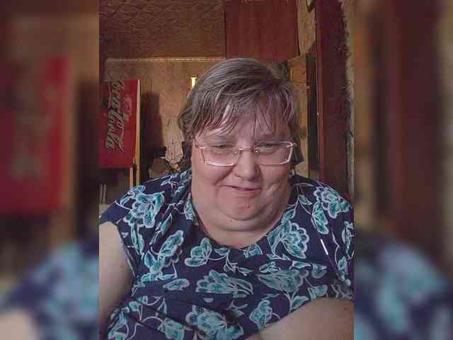 Olga47 webcam