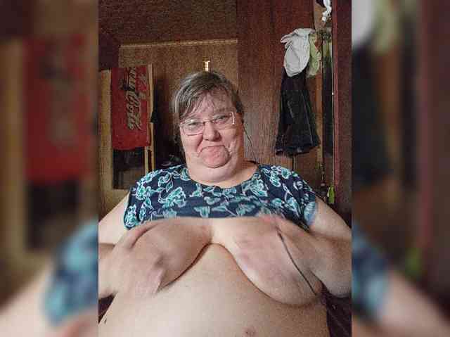 Olga47 webcam