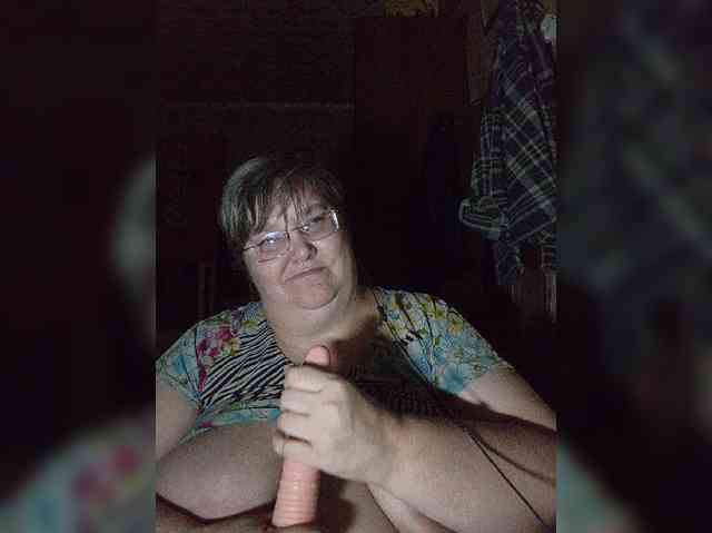 Olga47 webcam