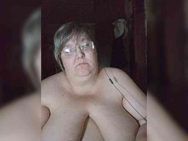 Olga47 webcam