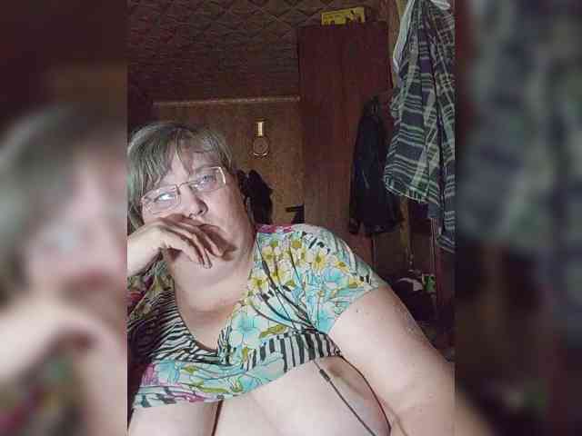 Olga47 webcam