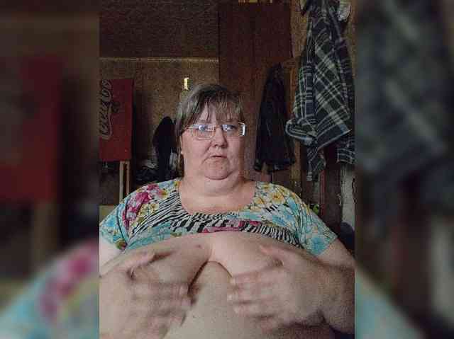 Olga47 webcam