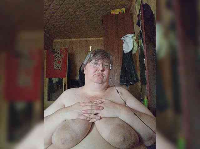 Olga47 webcam