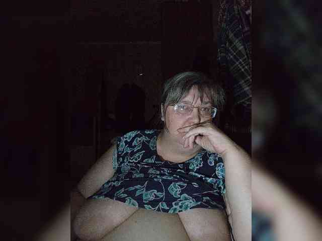 Olga47 webcam