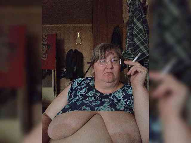 Olga47 webcam
