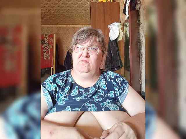 Olga47 webcam