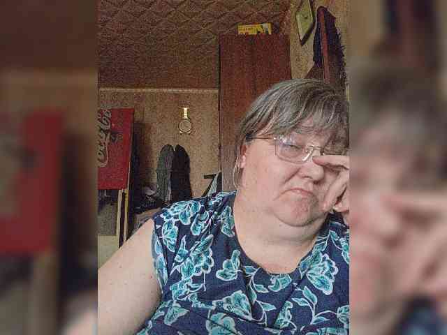 Olga47 webcam