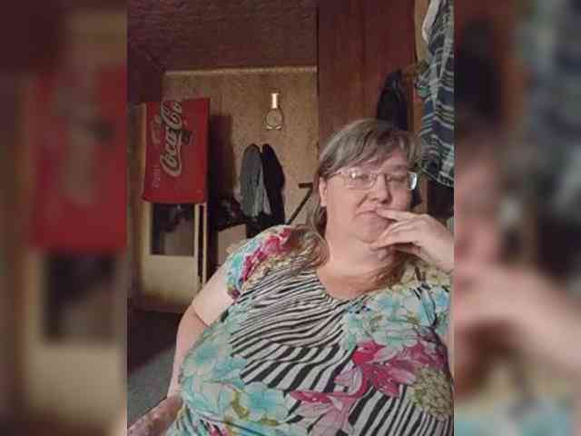Olga47 webcam