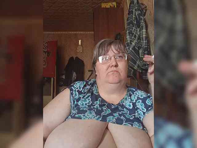 Olga47 webcam