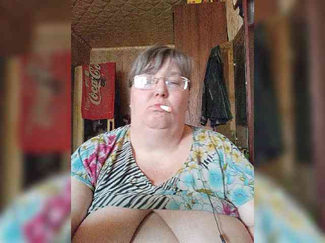Olga47 webcam