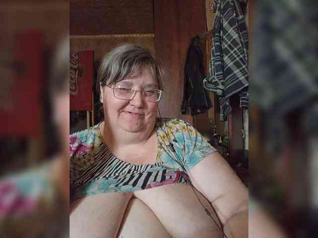 Olga47 webcam