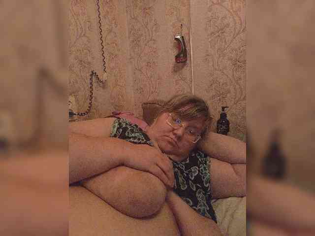 Olga47 webcam