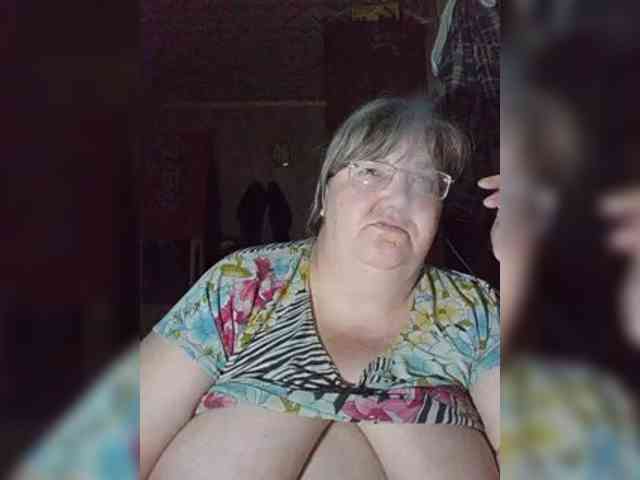 Olga47 webcam